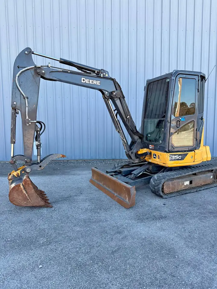 John Deere 35G